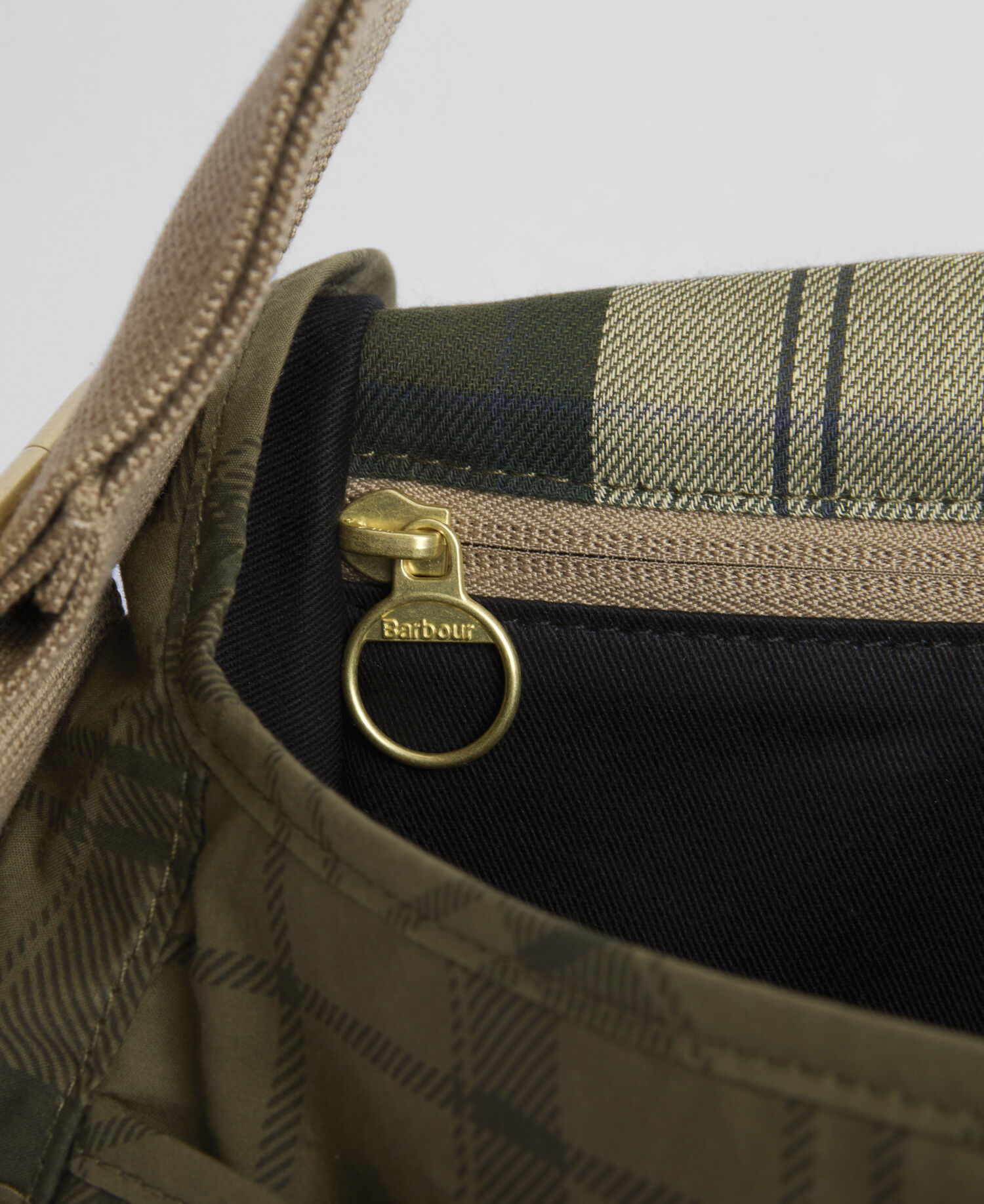Transport Riever Crossbody Bag Dusky Green Tartan
