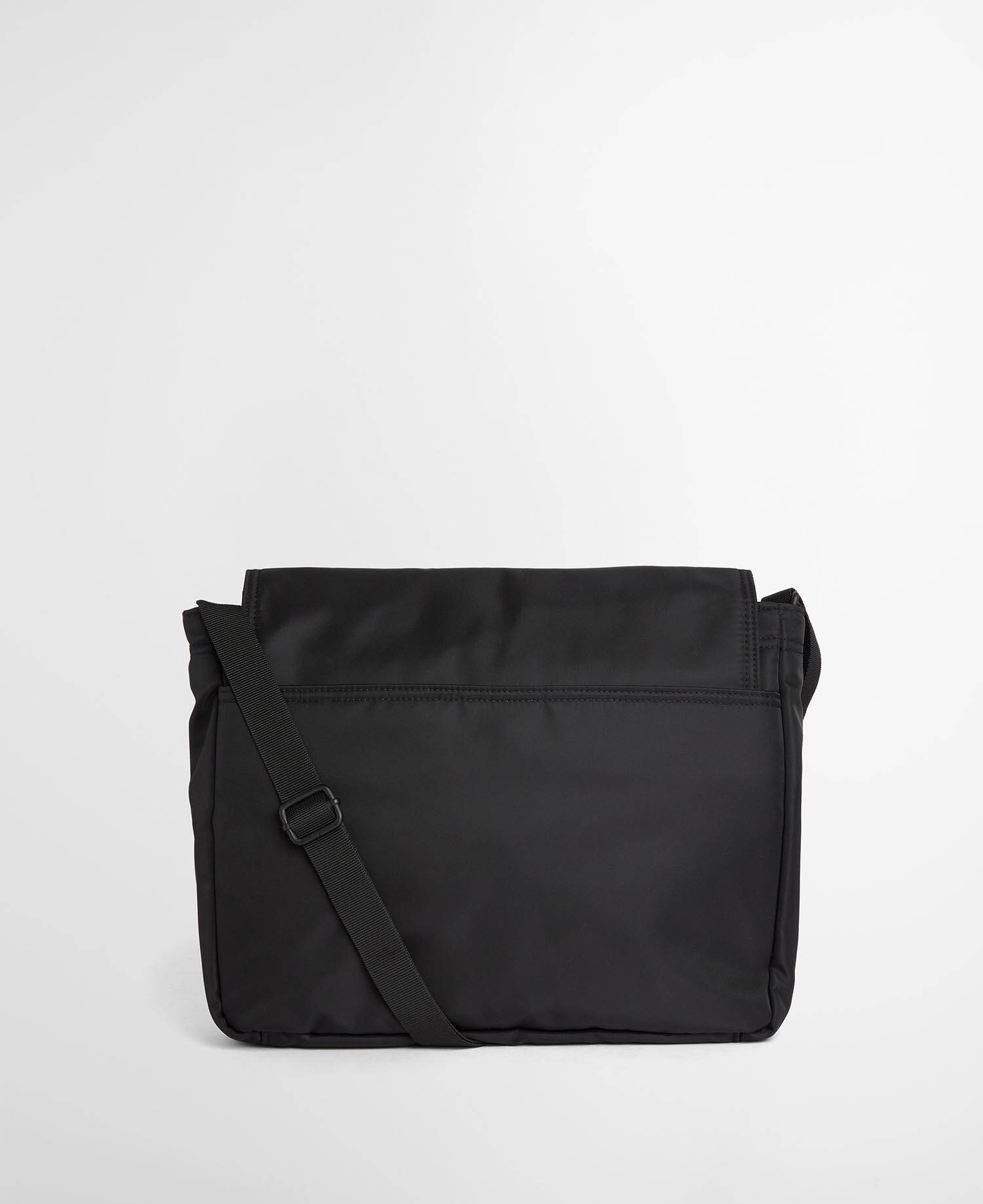 Daleson Messenger Crossbody Bag Black image number 2