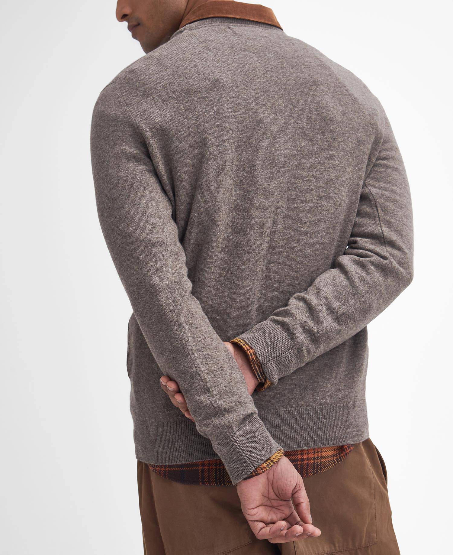 Pullover Essential image number 5