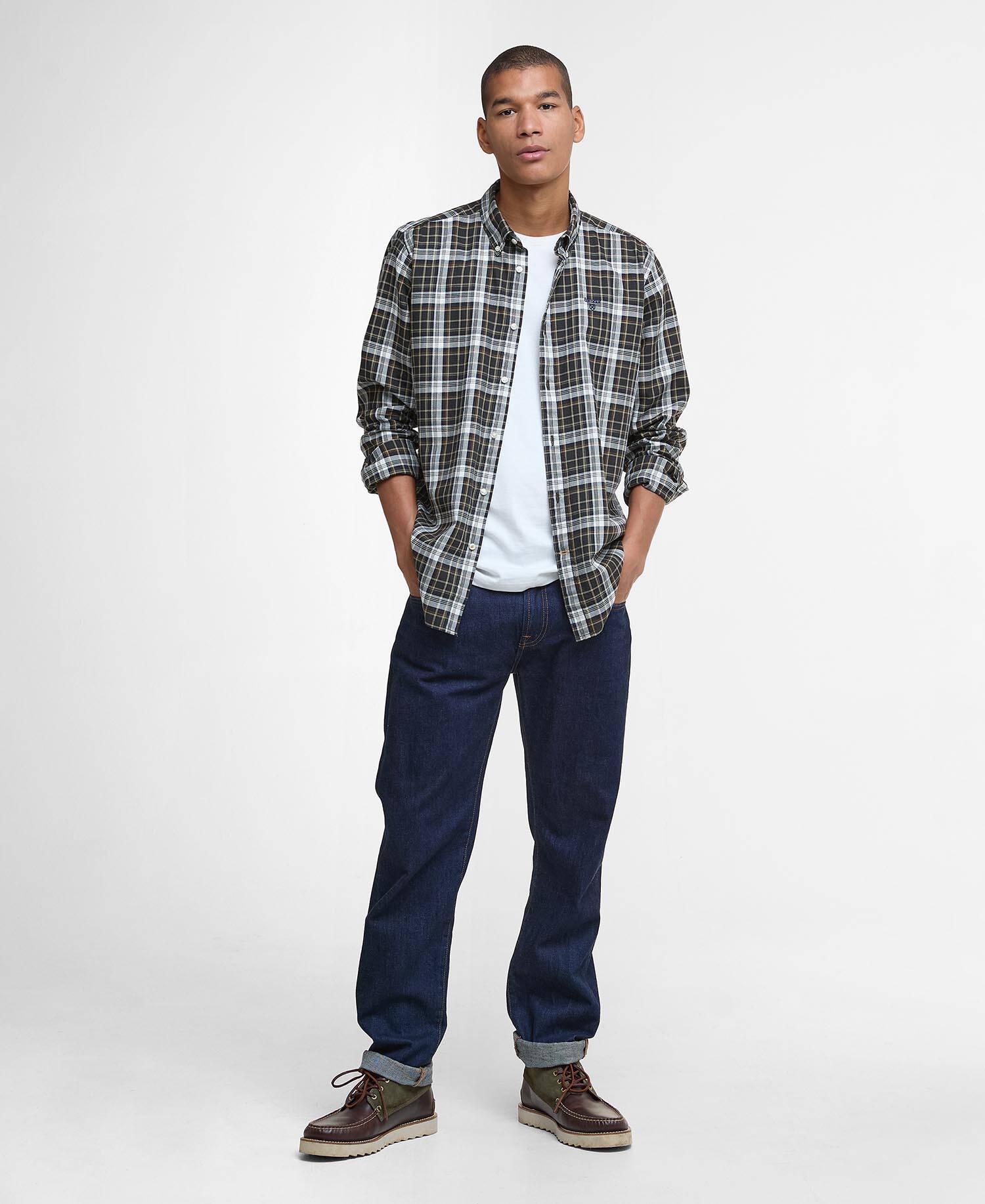 Mosswood Tailored Long-Sleeved Shirt Olive image number 1