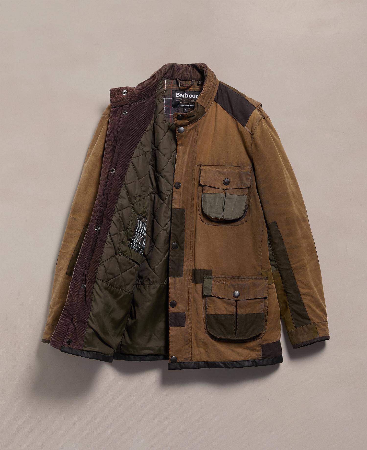 Barbour Re-loved Men's Corbridge Waxed Jacket - Size XL Olive image number 1