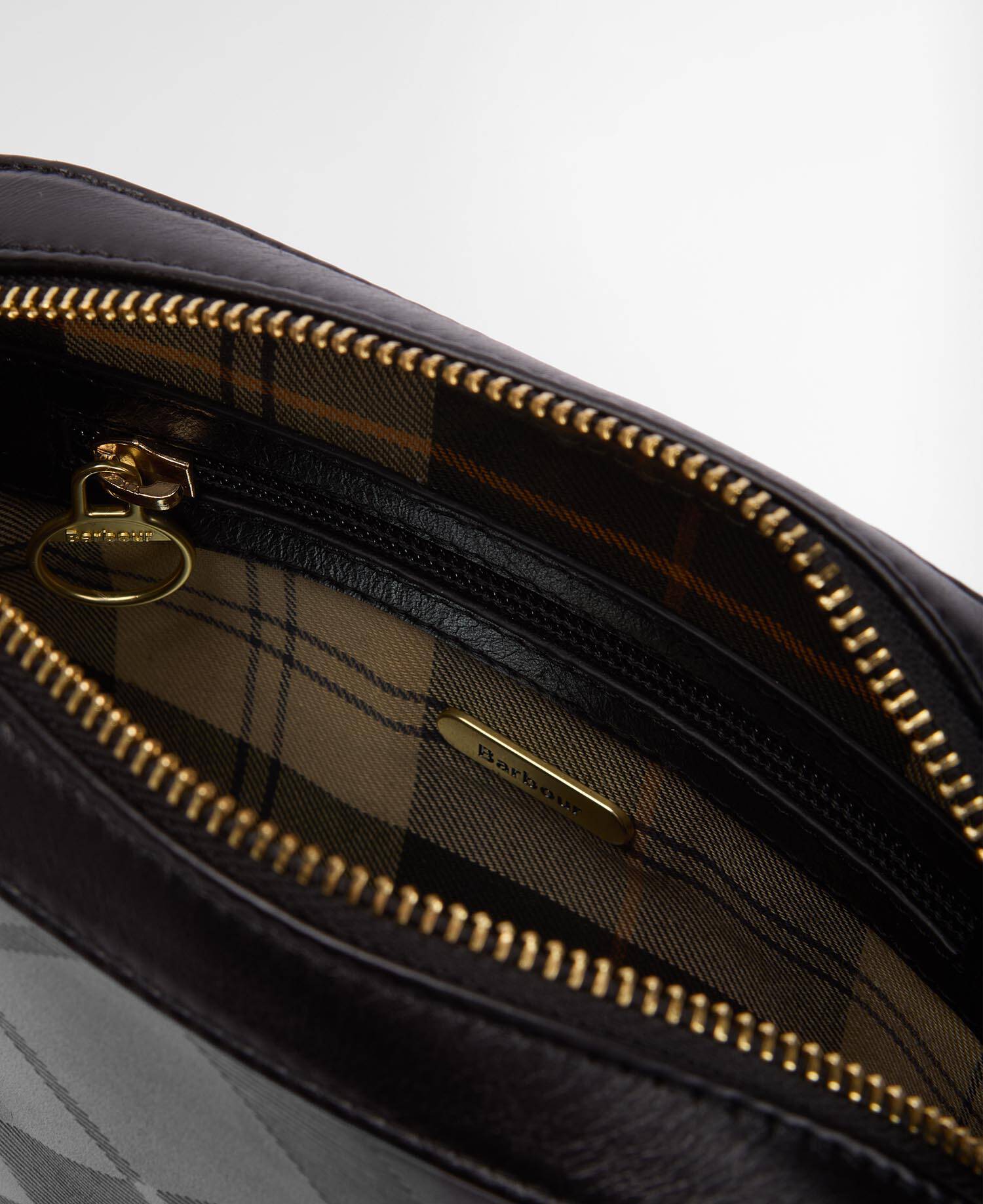 Ledertasche Daphne Crossbody Black/ Deboss Tartan image number 6