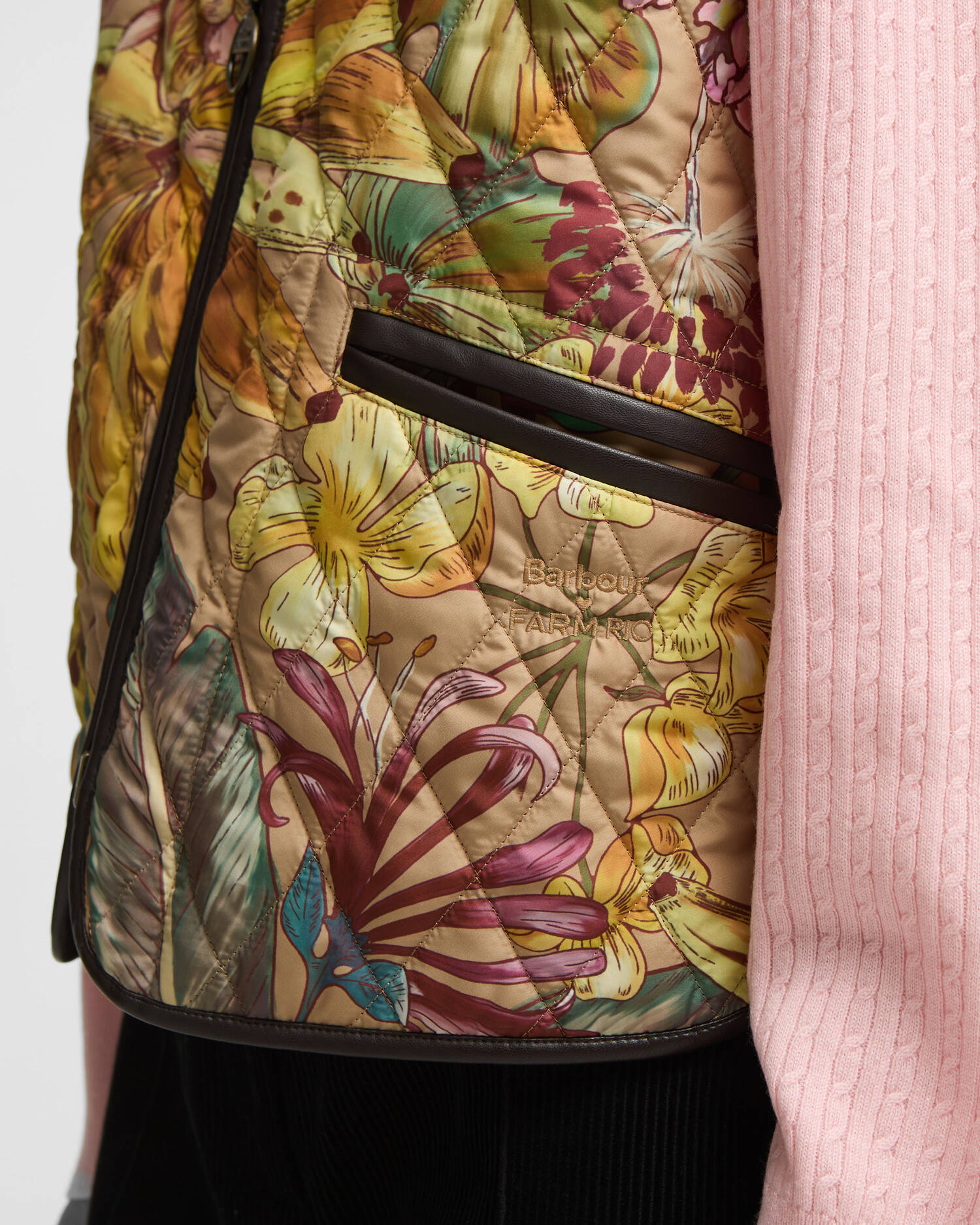 Barbour FARM Rio Alpinias Reversible Liner Banana Groove/Rustic image number 4