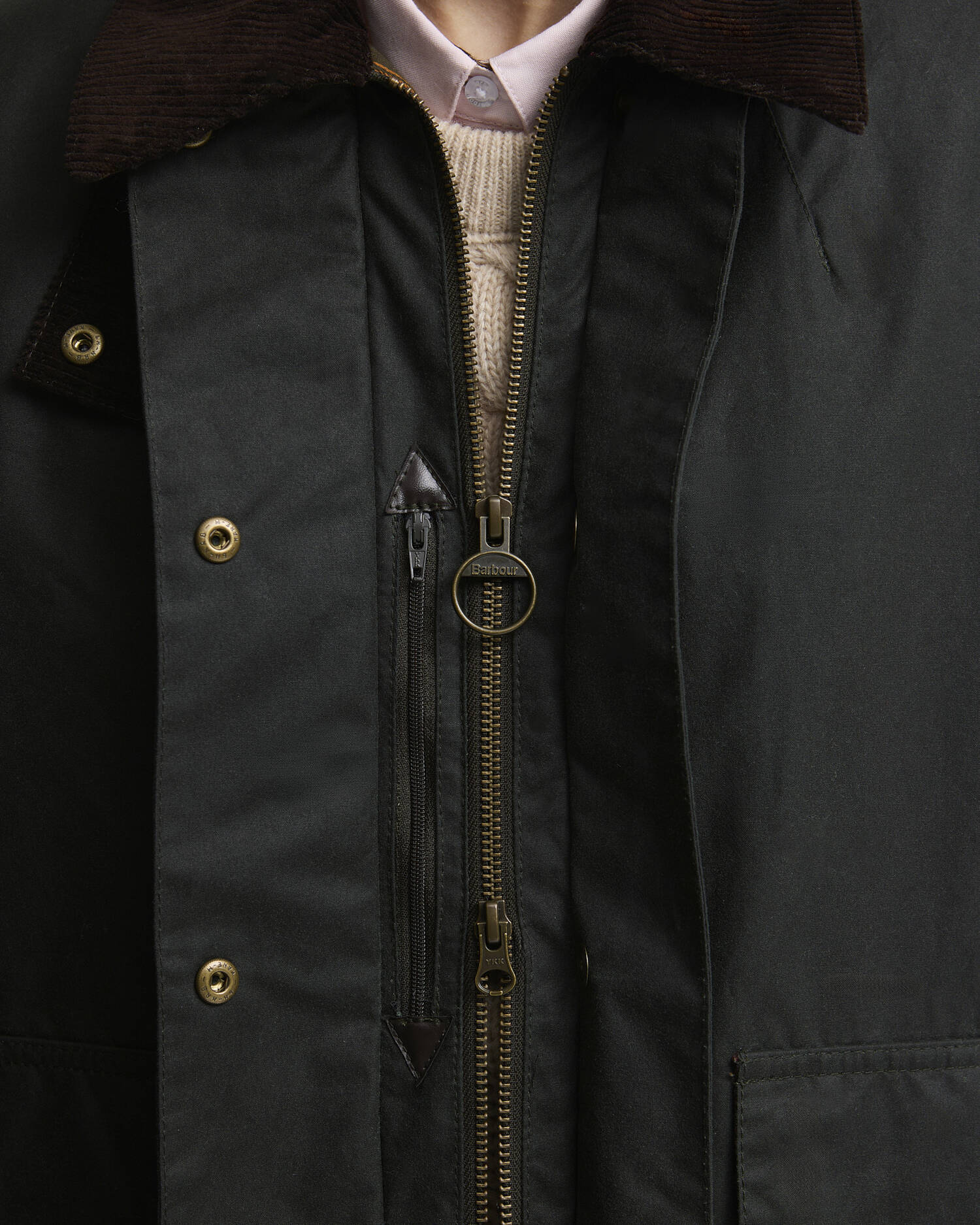 Modern Border Waxed Jacket Sage/Classic image number 5