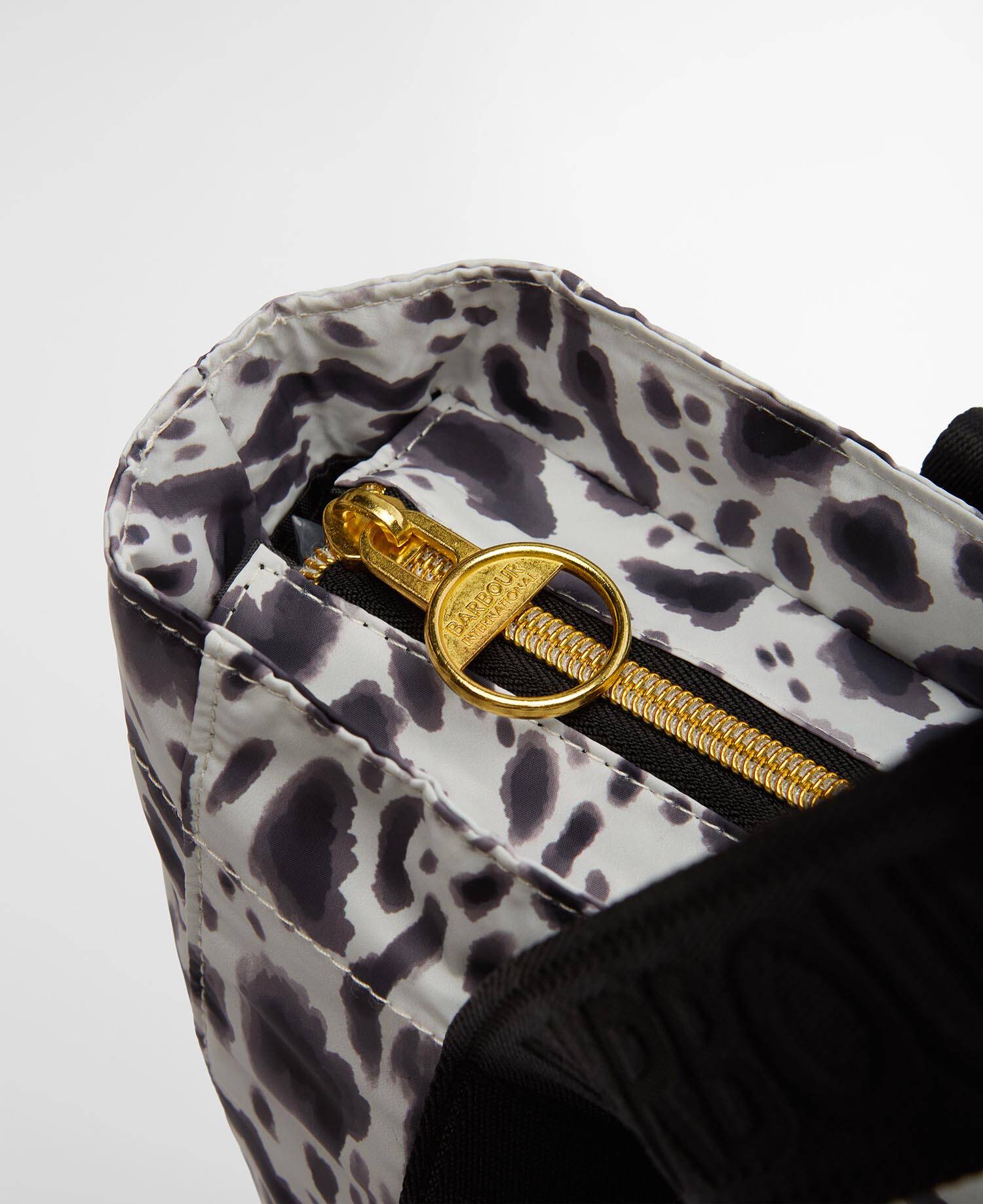 Boulevard Tote Bag Bio Ink Leopard Print image number 4