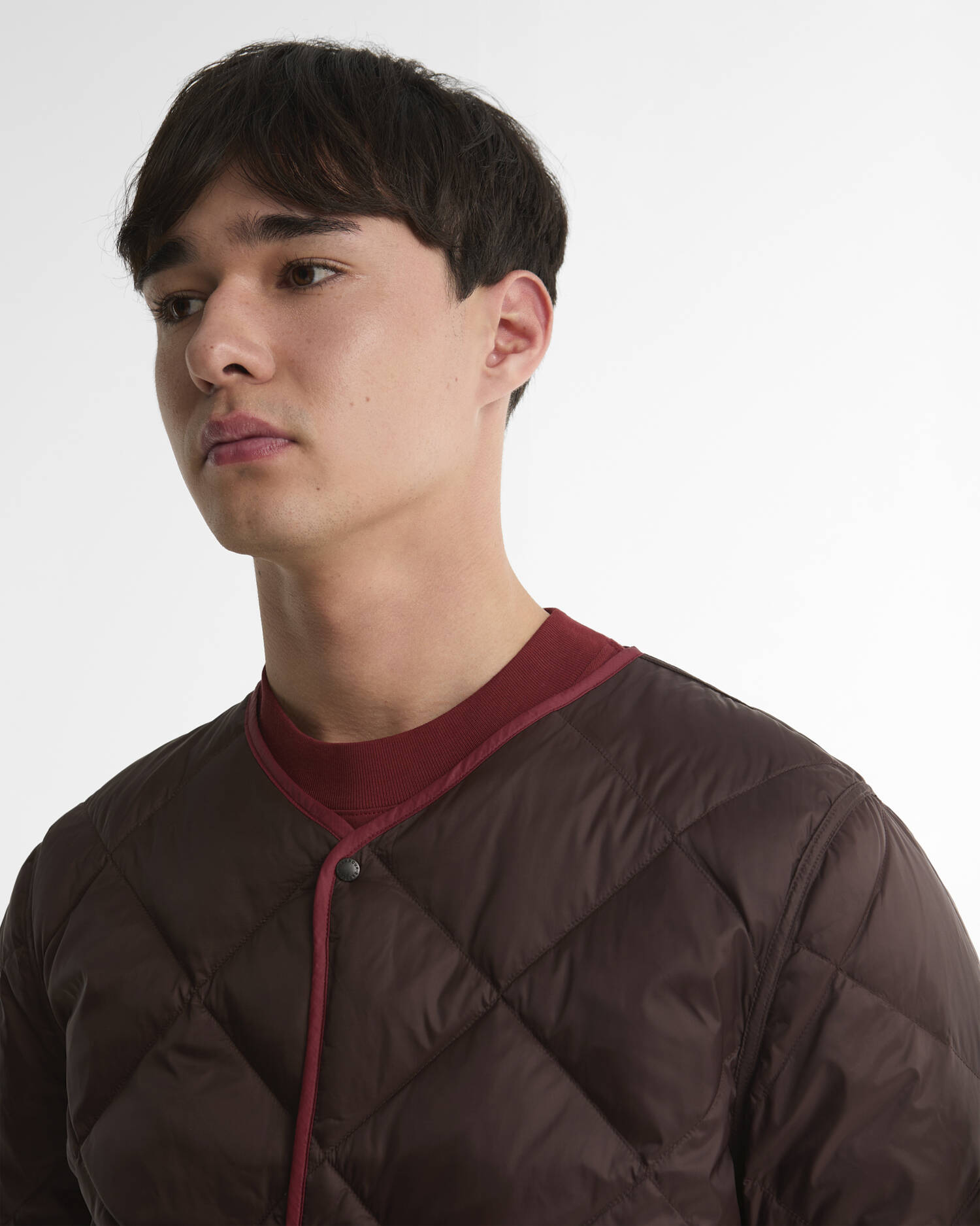 Lightweight Down Reversible Puffer Liner Wine image number 4