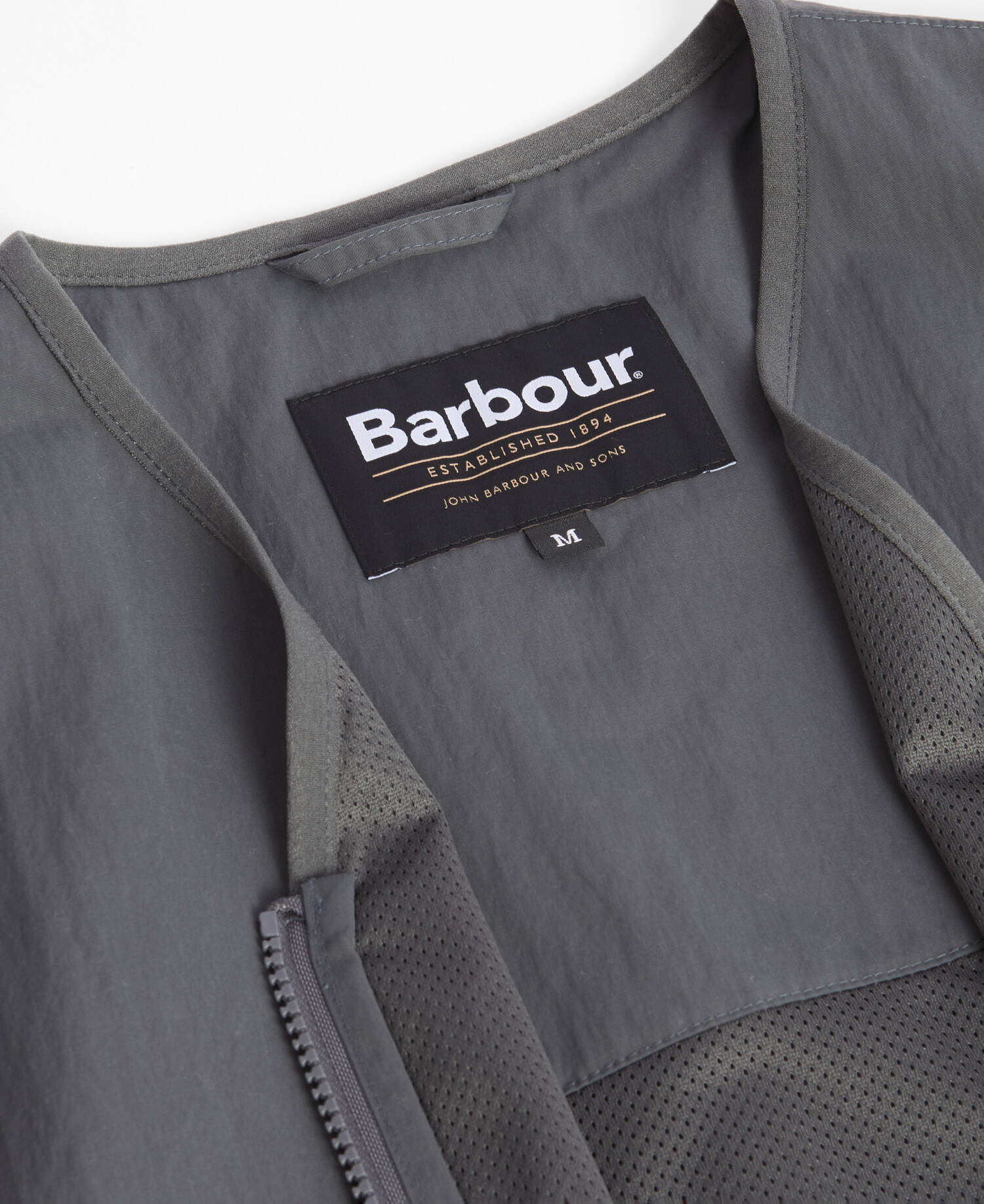 Re-Engineered Flyweight Gilet Asphalt image number 5