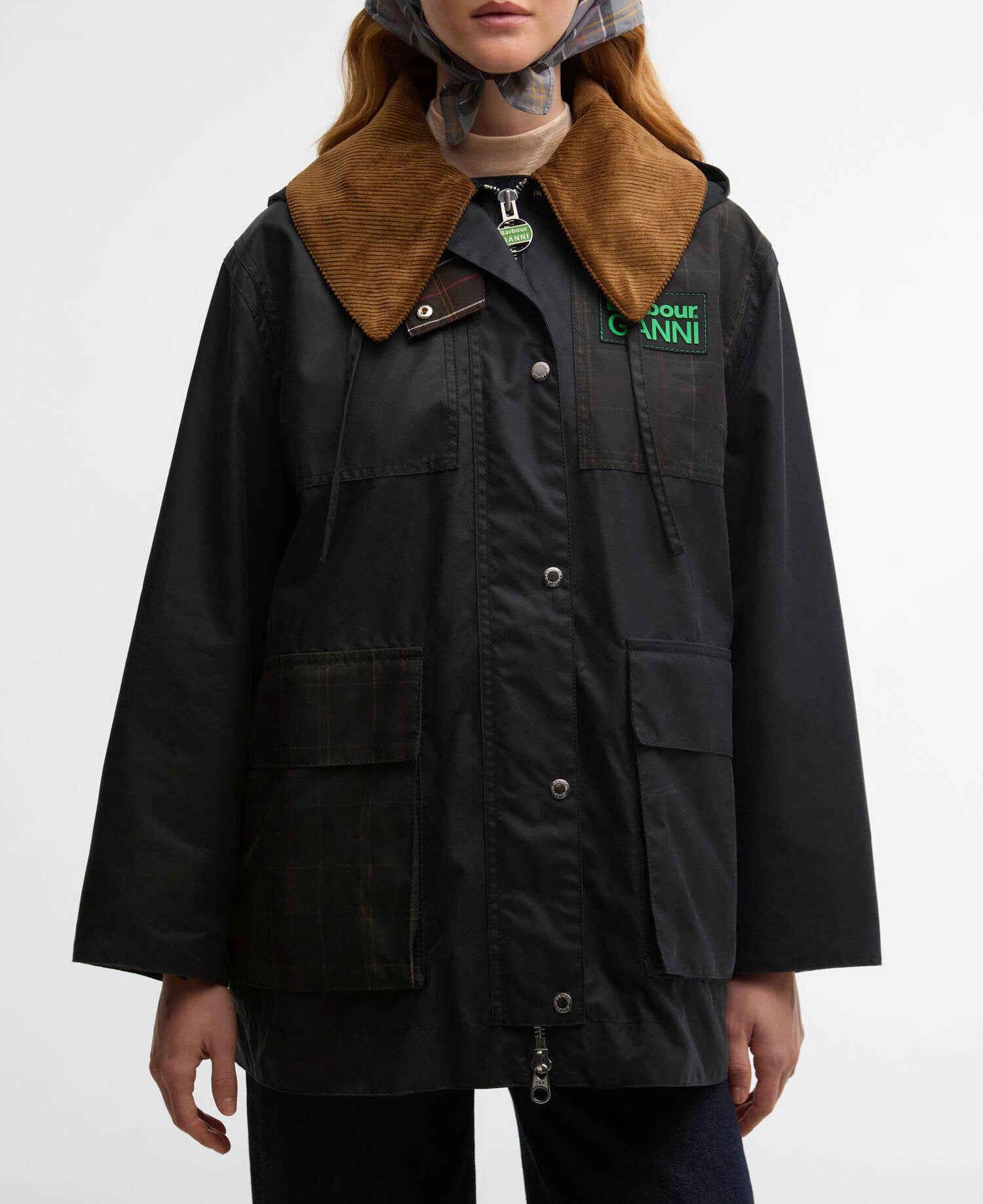 Barbour x GANNI Waxed Duffle Coat Navy/Classic Tartan image number 8