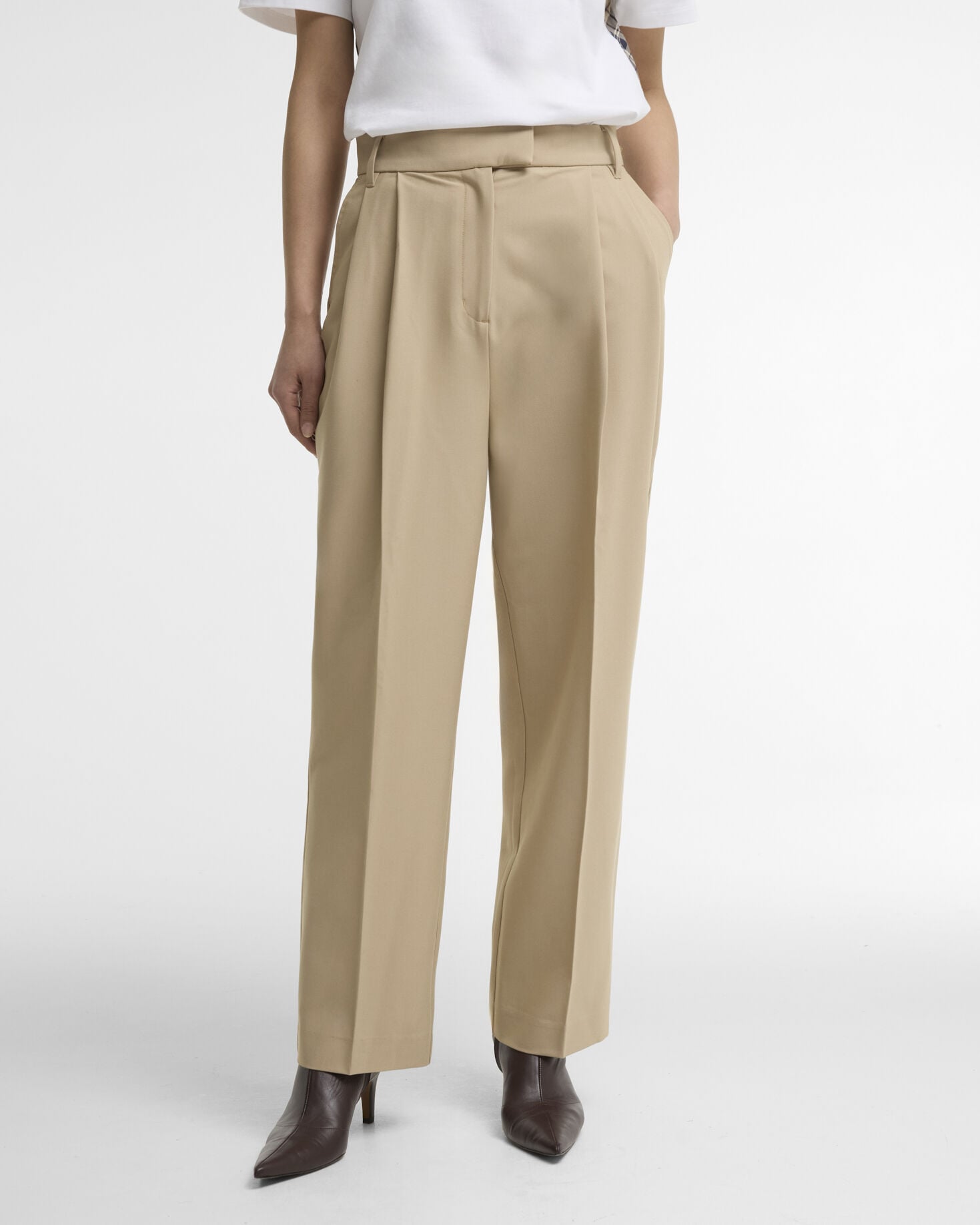 Barbour Hose Fawne Straight-Leg Warm Trench