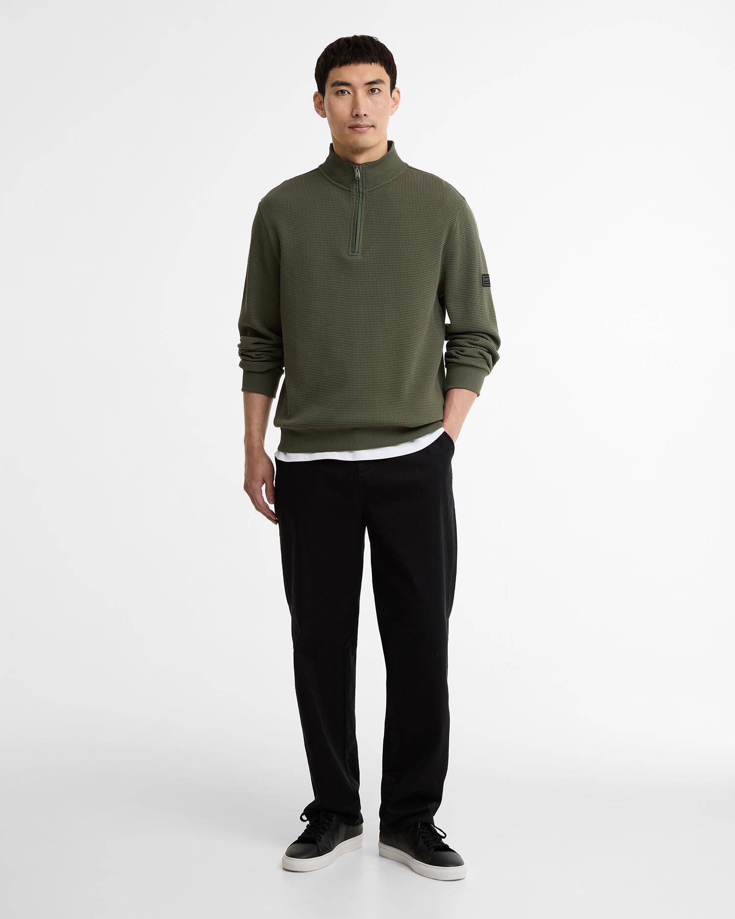 Bewley Quarter-Zip Sweatshirt Thyme image number 1