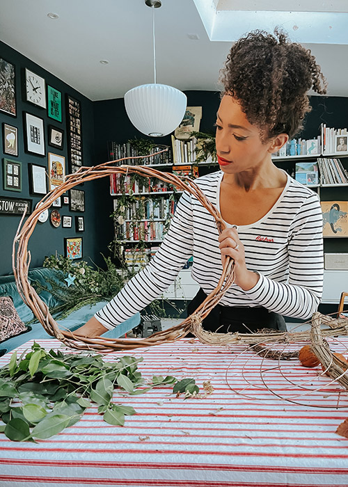 How to Make a Christmas Wreath How to Make a Christmas Wreath