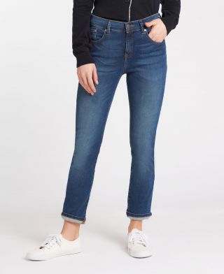 Essential Slim Jeans