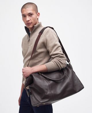 Leather Medium Travel Explorer Bag