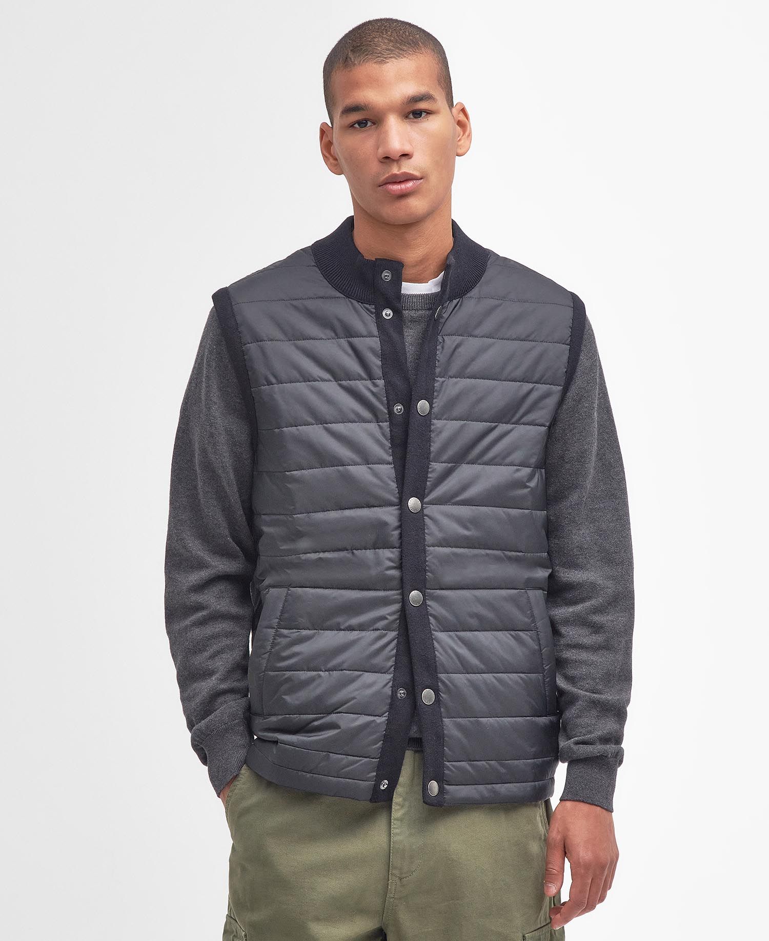Barbour Essential Gilet in Black Barbour