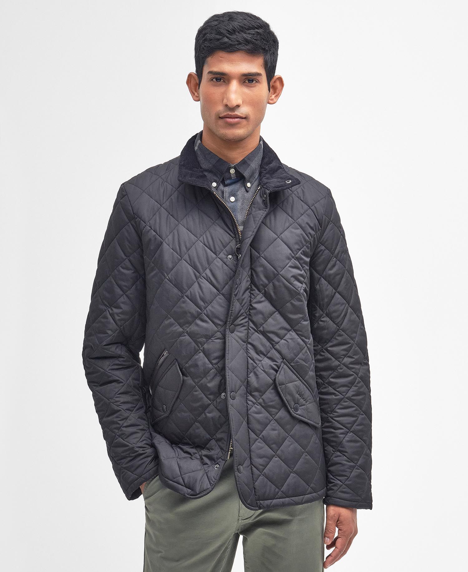 Barbour Chelsea Sportsquilt in Black | Barbour