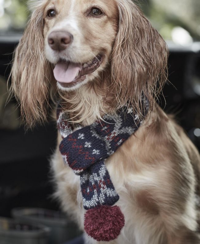 Shop the Barbour Fairisle Dog Scarf in Blue today. Barbour
