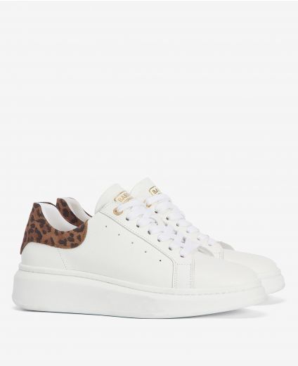 B.Intl Sneaker Amanza
