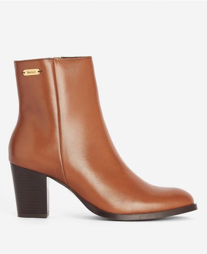 Amelia Chelsea Boots