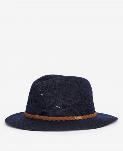 Hut Flowerdale Trilby