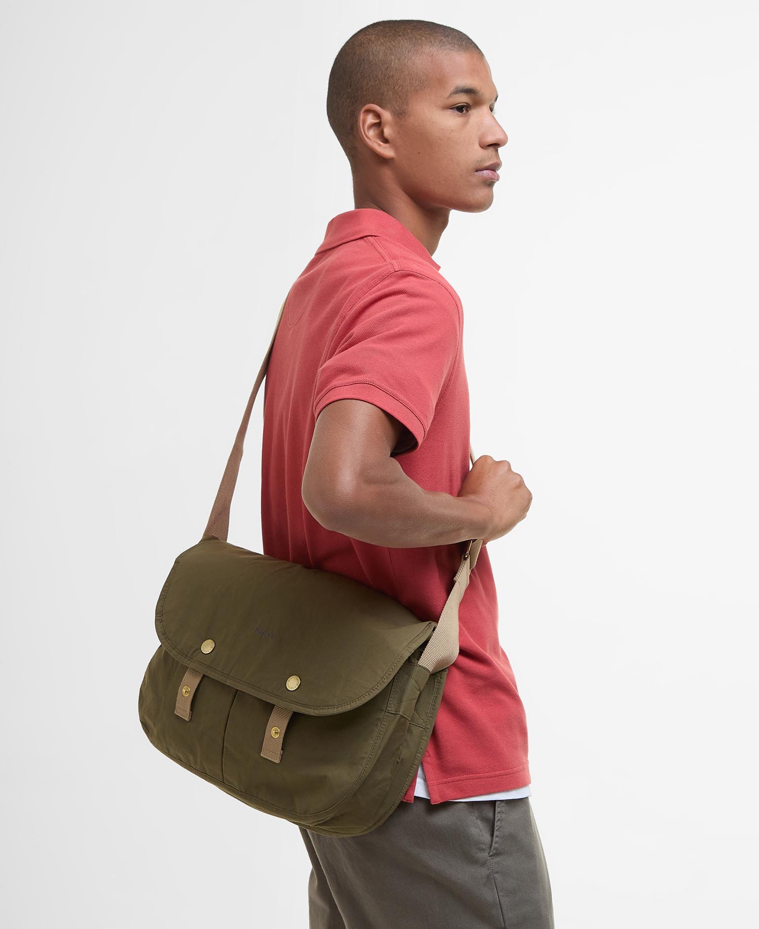 Transport Riever Crossbody Bag Transport Riever Crossbody Bag