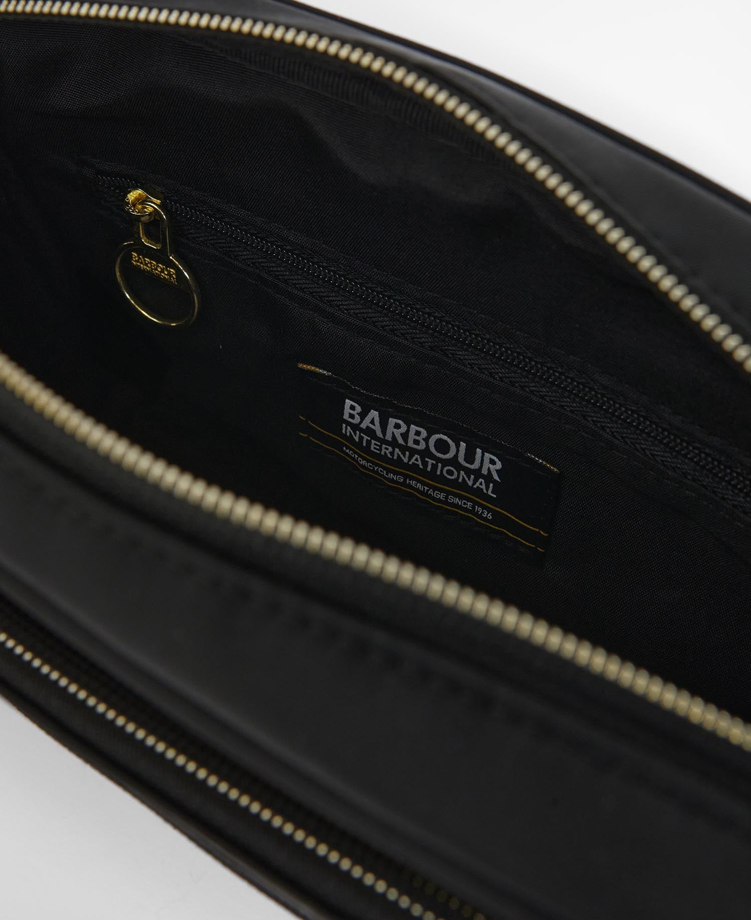 Qualify Slim Crossbody Bag Black